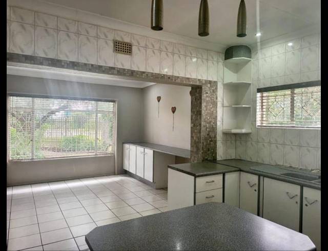 4 BEDROOM HOUSE FOR SALE IN ARCON PARK